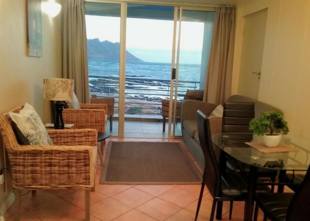 Oceanpearl 209 *